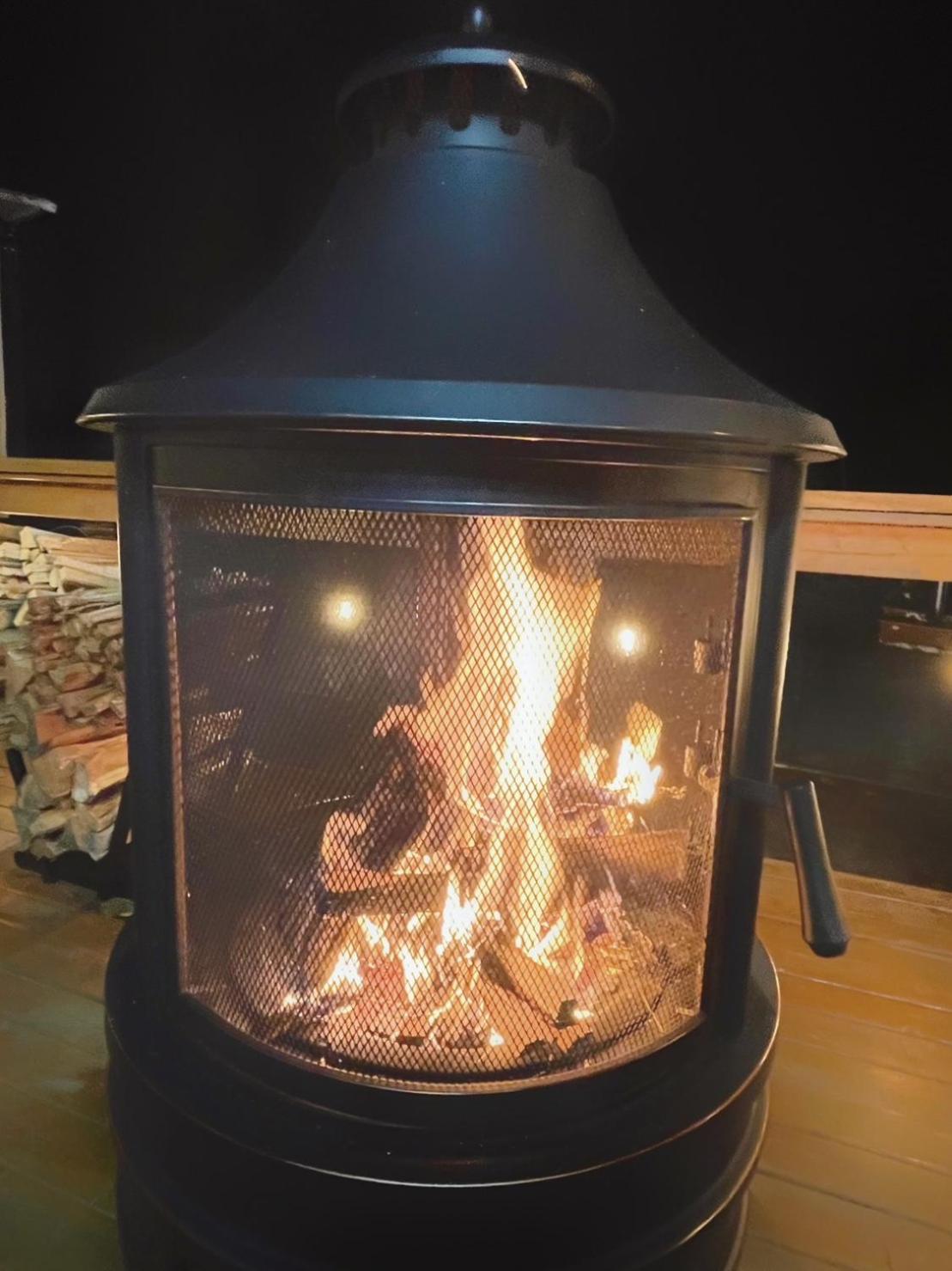 פוג'יקאוואגוצ'יקו Necoana Glamping富士山景bbqトレーラーヴィラ מראה חיצוני תמונה